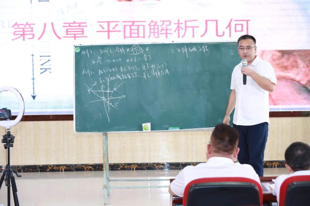 教师培养_培养教师队伍弘扬社会风尚_培养教师威信