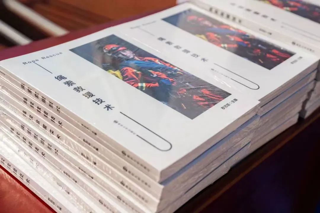 消防队伍训练_消防队的训练_队消防训练的期待