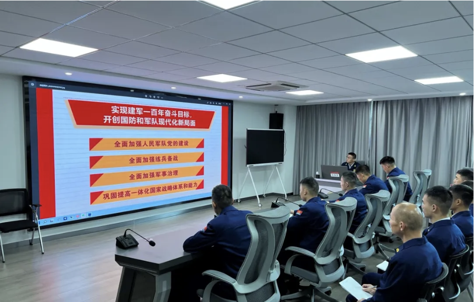 消防队伍训练_队消防训练的期待_消防队的训练