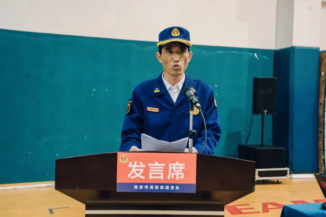 消防队的训练_队消防训练的期待_消防队伍训练