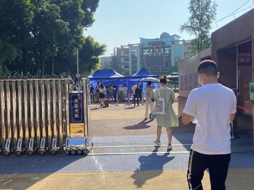 重庆考公务员官网_重庆市公务员考试报名网_重庆公务员考试报名入口