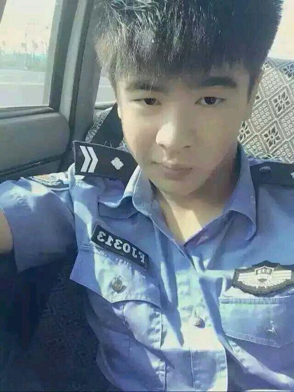 消防中队日常训练_一个消防中队多少人_消防队中队