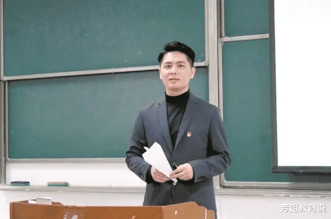 退休教师工资结构_退休教师基本工资表_退休教师工资标准表