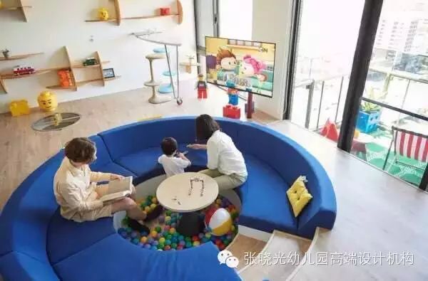 幼儿园楼梯扶手高度_幼儿园消防楼梯扶手高度_幼儿园楼梯间扶手高度