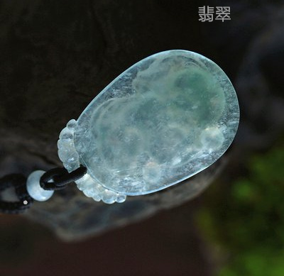 青海昆仑玉原石的价格行情_青海昆仑冻玉石_青海昆仑冻石原石价格