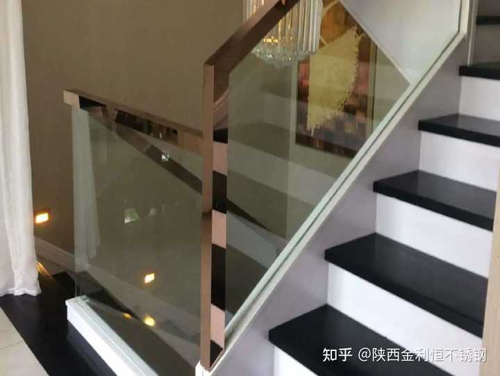 楼梯间不锈钢栏杆多少钱一米_不锈钢楼梯栏杆11zj401_消防楼梯不锈钢栏杆尺寸