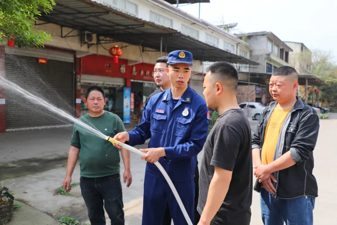 轻便消防水龙图片真空破坏器_轻便消防水龙图片_轻便消防水龙现场安装图片