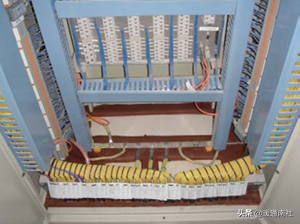 消防箱体怎么分左右_消防箱体_弧形消防箱