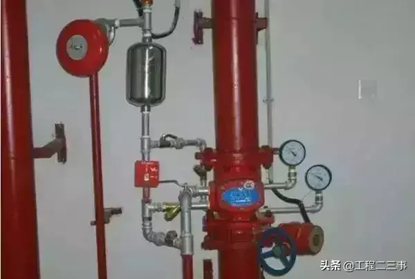 消防水管卡箍连接_消防管卡箍连接视频_消防管道卡箍连接