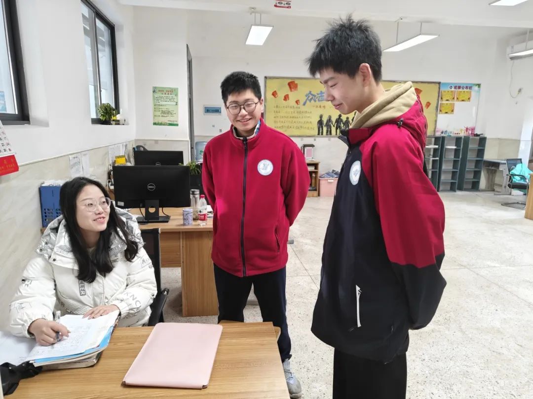湘潭教师招聘2024_湖南省湘潭市教师招聘公告_湘潭市招聘教师