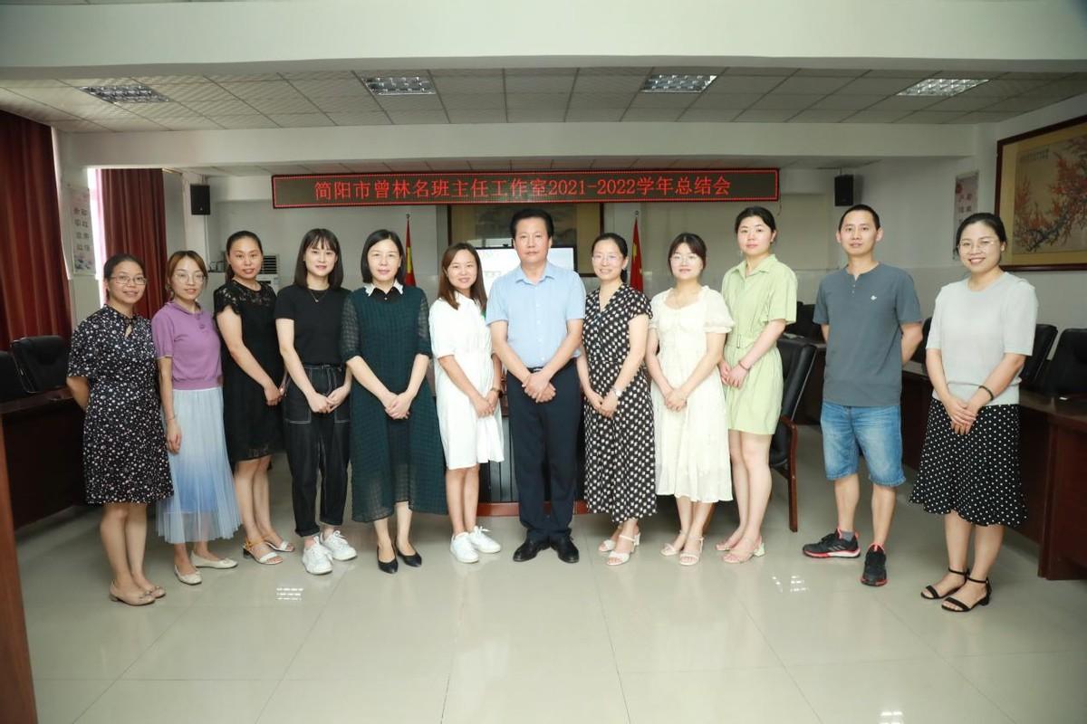 教师学年工作总结怎么写_教师工作学年总结_教师工作学年总结范文