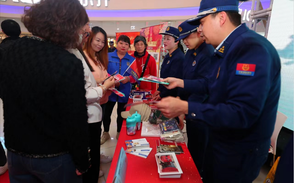 消防应急灯技术参数_消防应急灯多大面积安装多少个_消防应急灯市场容量