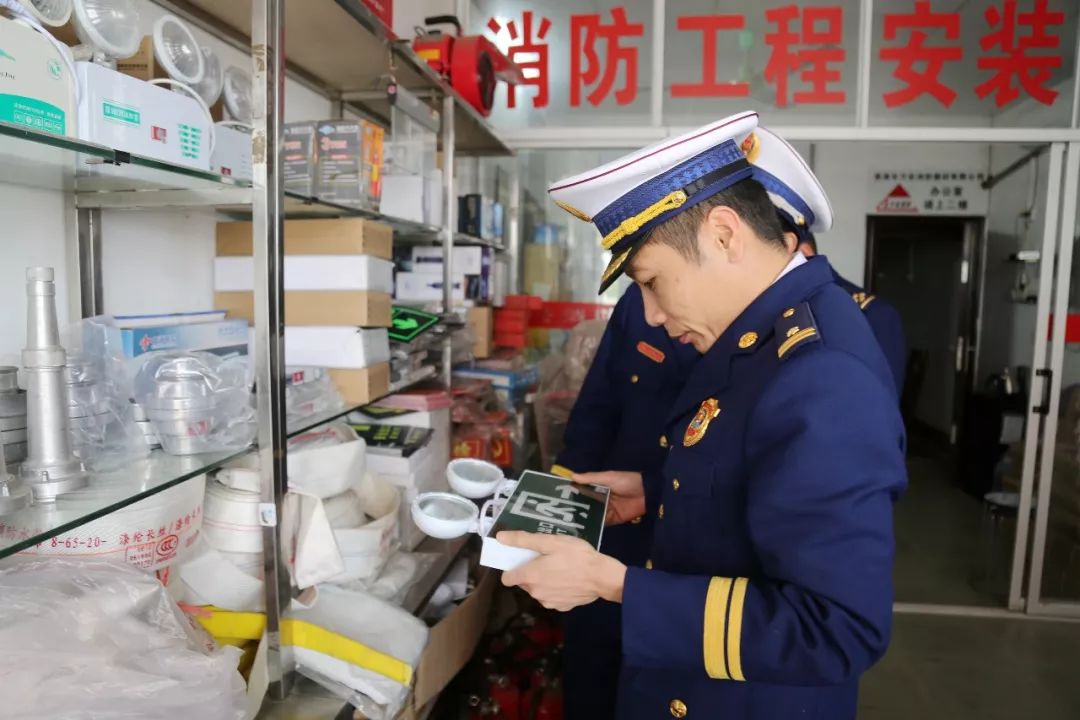 消防应急灯市场容量_消防应急灯技术参数_消防应急灯多大面积安装多少个