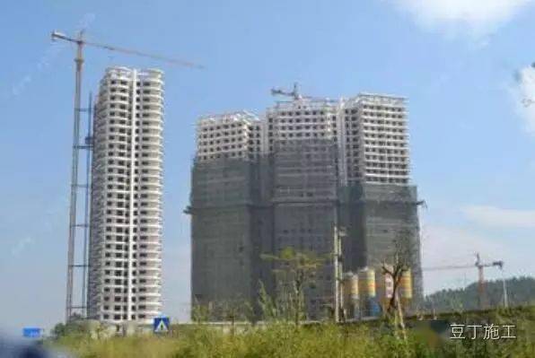 钢架消防楼梯设计图_楼梯消防钢架图设计规范_楼梯消防钢架图设计图