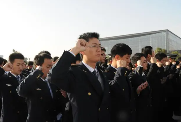 吉林省考公务员报名时间_吉林省公务员啥时候报名_吉林省公务员考试什么时候报名