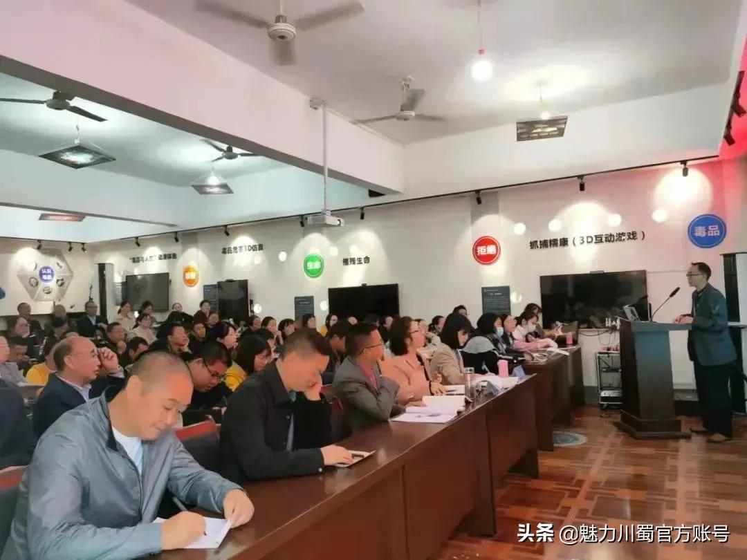 小学教师教育教学工作总结简短_小学教师教育工作总结_总结小学教育教师工作内容