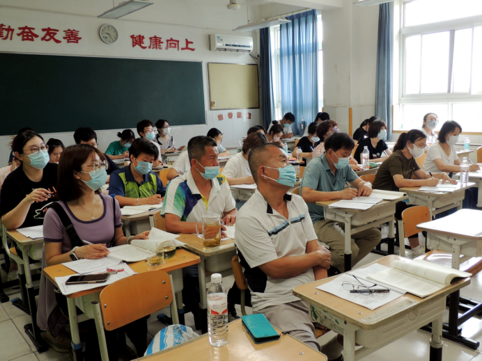 新课程研究课_教师课程研究的基本要求_新课程研究 教师教育