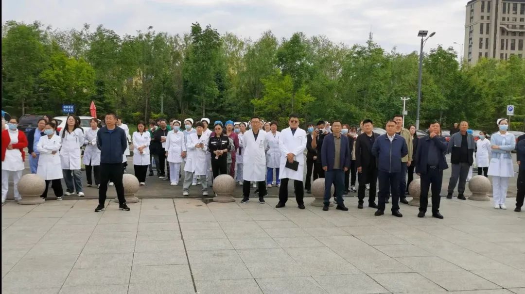 市中心医院消防灭火疏散应急演练：实战效果显著，提升应急处置能力图3