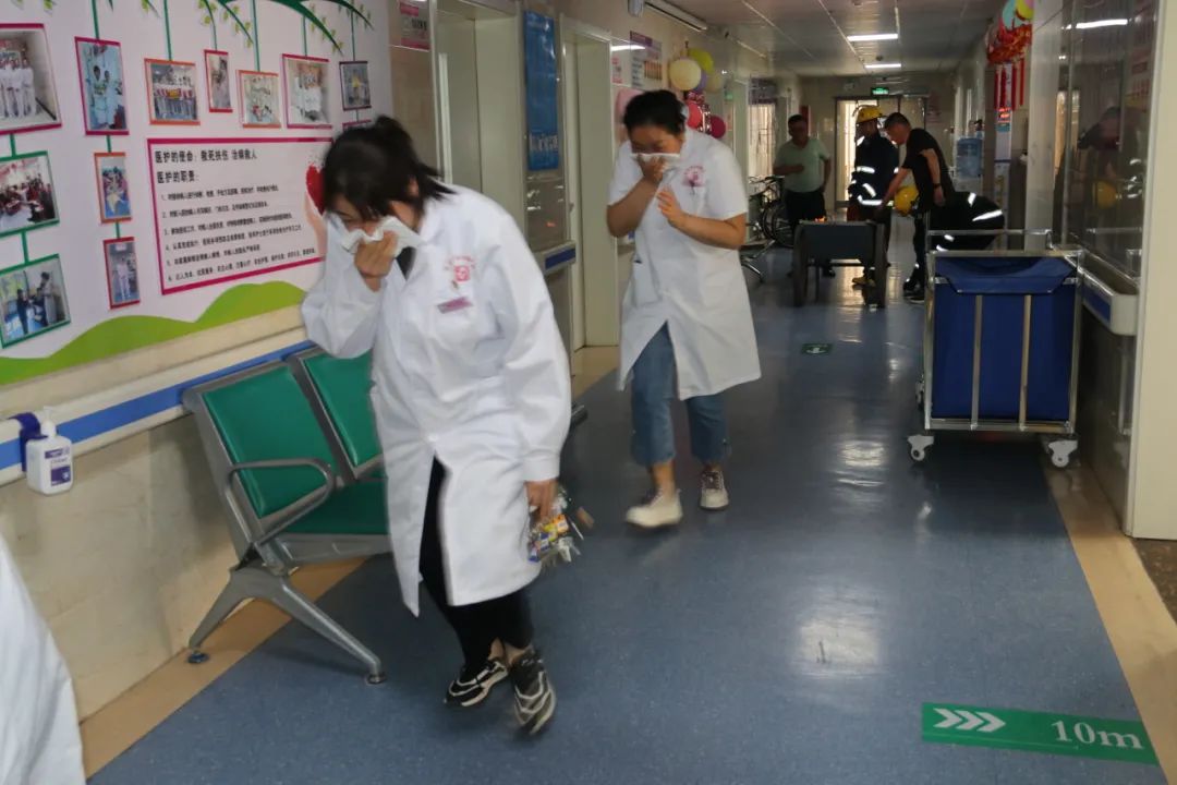 消防安全知识培训会_培训消防知识安全会议内容_培训消防知识安全会议记录