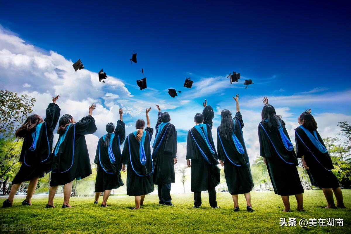 民办高校教师转型发展_民办高校教师发展前景_民办高校转型的类别有哪几种